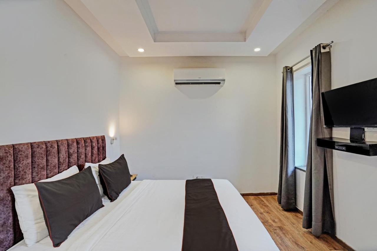 Super Townhouse Sector 57 Near Bestech Central Square Mall Gurgaon Exterior foto