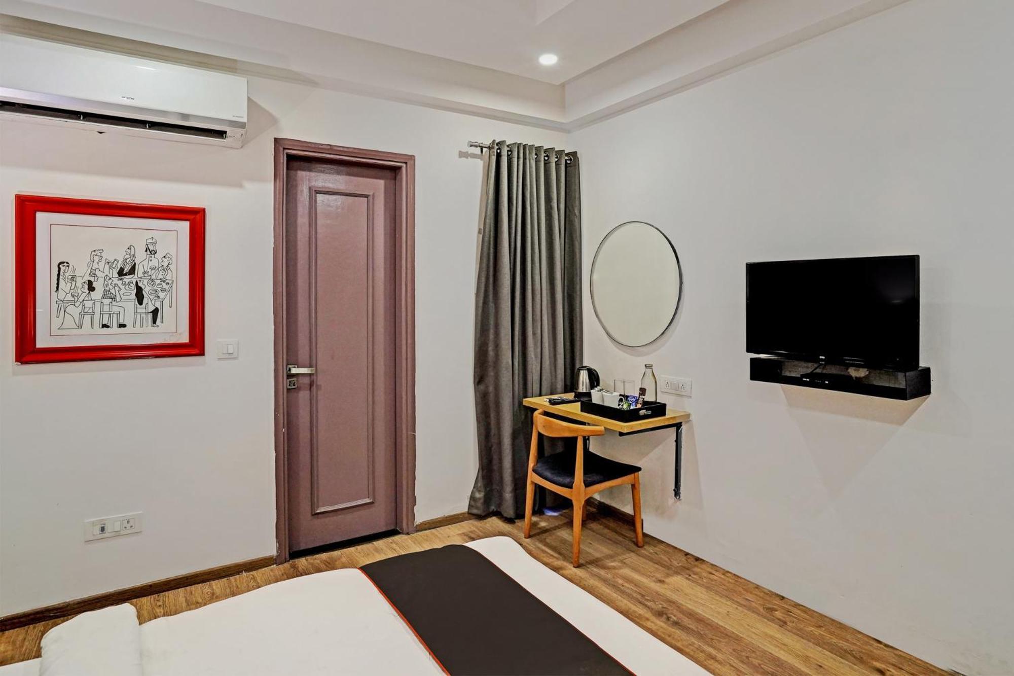 Super Townhouse Sector 57 Near Bestech Central Square Mall Gurgaon Exterior foto